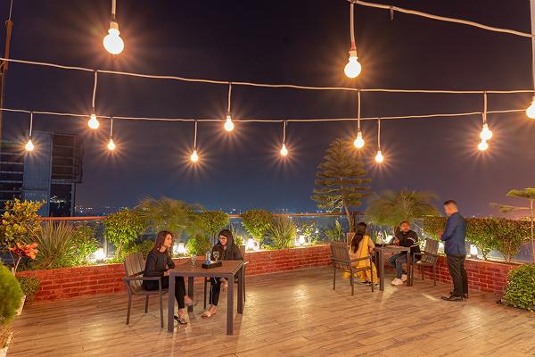 Skyline Dining